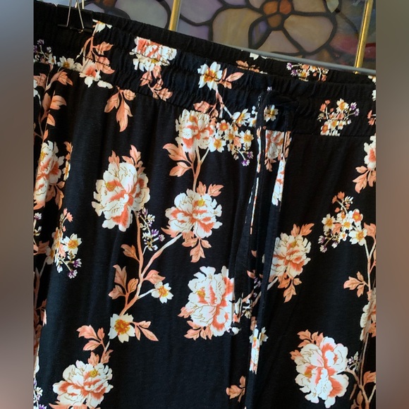 1X womens VENUS floral lounge pants! - Picture 2 of 4